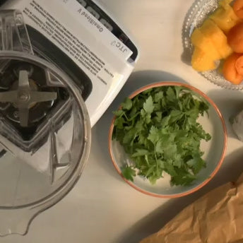 Video Thumbnail Petersilie Mango Aprikose Smoothie Zubereitung